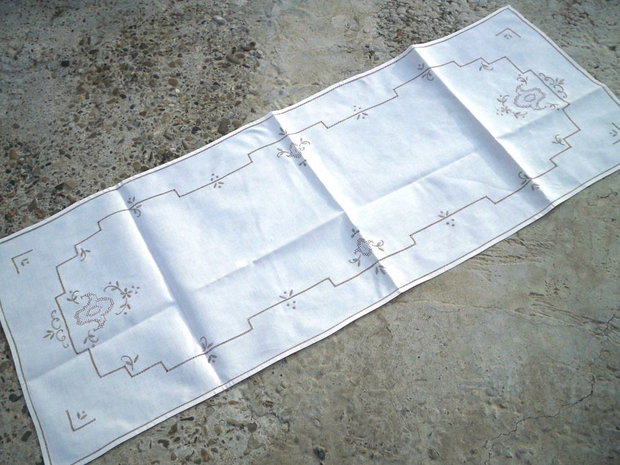 Broderie crem