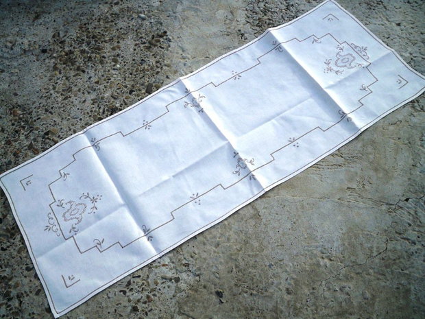 Broderie crem