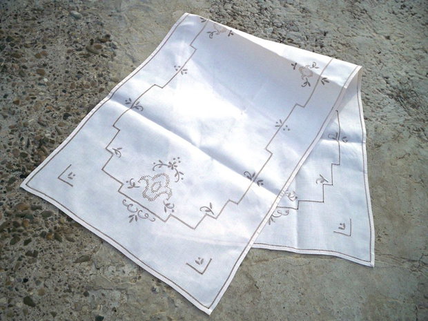 Broderie crem