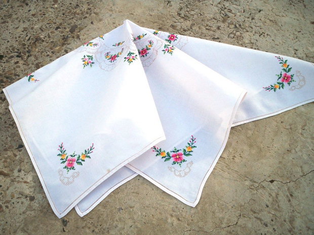 Broderie florala 9