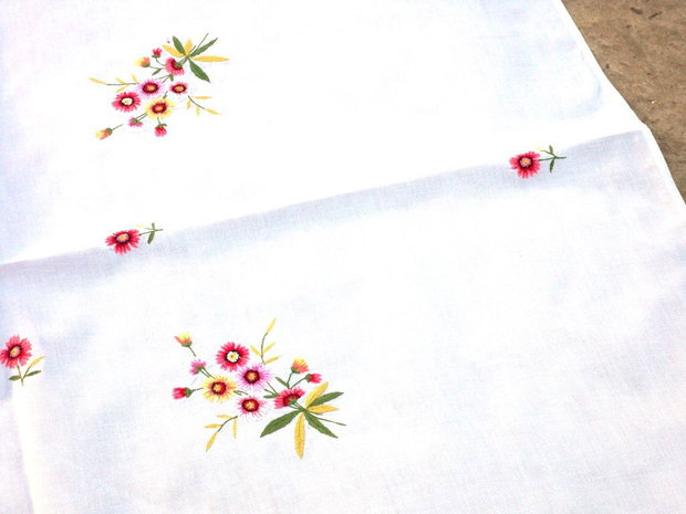 Broderie florala 10