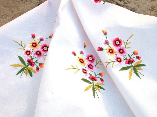 Broderie florala 10
