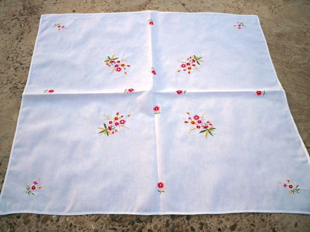 Broderie florala 10