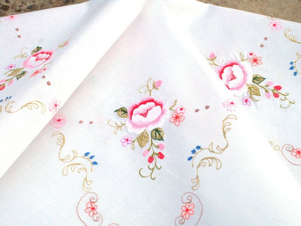 Broderie florala 11