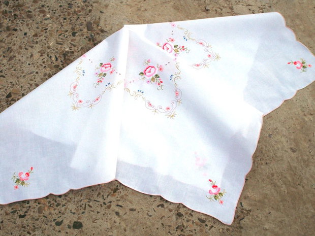 Broderie florala 11