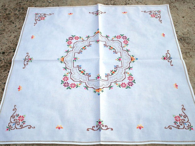 Broderie florala 15
