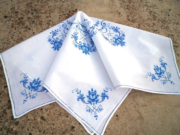 Broderie florala 19
