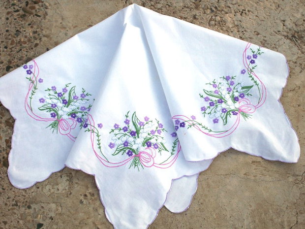 Broderie florala 16