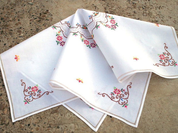 Broderie florala 15
