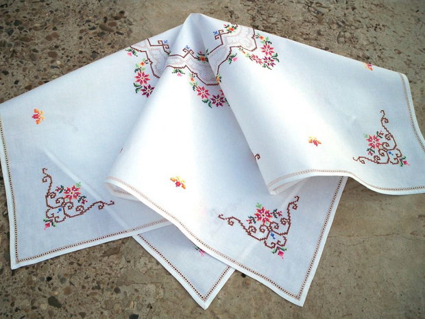 Broderie florala 15