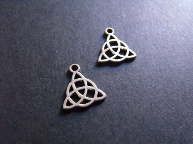 PANDANTIV  - 16 X 14 MM