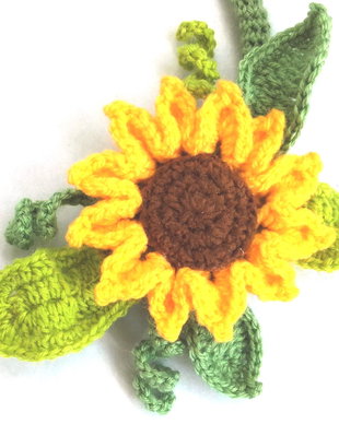 Colier crosetat Floarea Soarelui