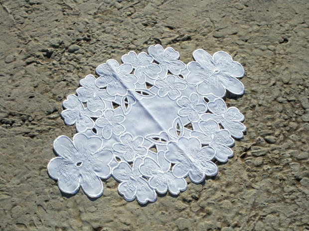 Dantela 72