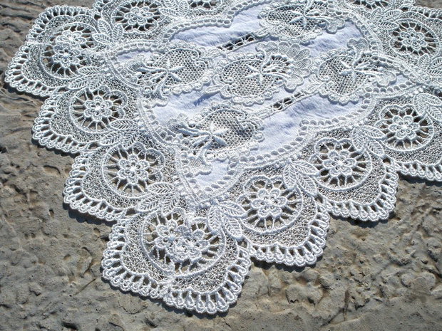 Dantela 70