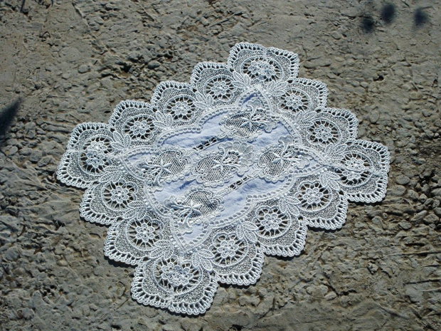 Dantela 70
