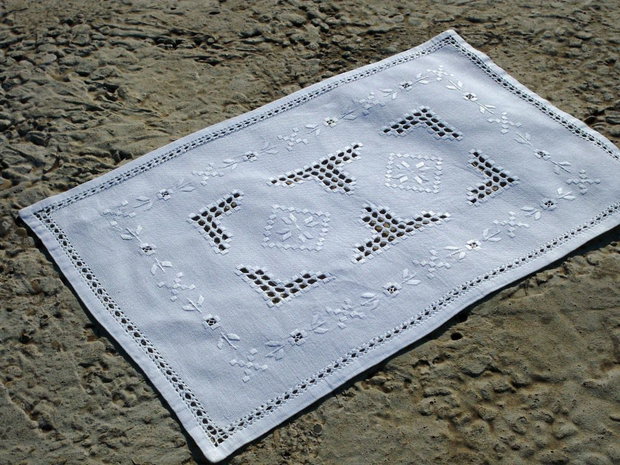 Broderie 17