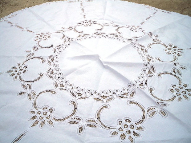 Broderie 1