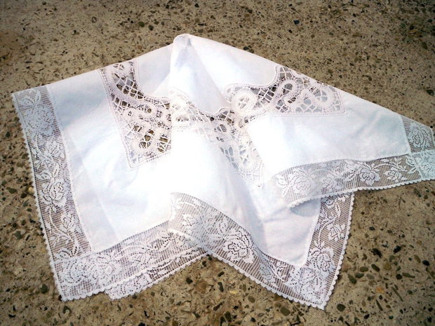 Dantela 22