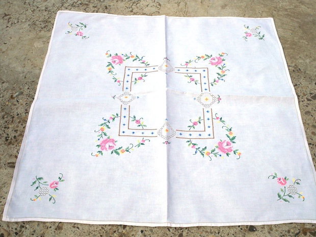 Broderie florala 1