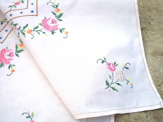 Broderie florala 1