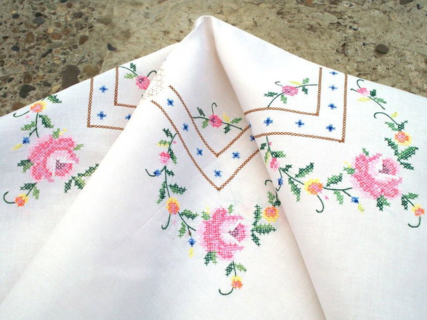 Broderie florala 1