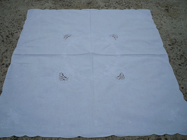Broderie 25