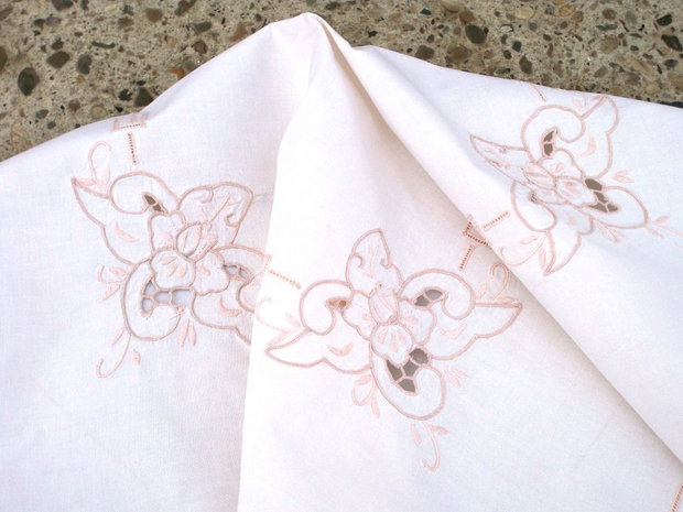 Broderie 27