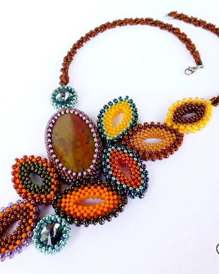 REZERVAT - Toamna danseaza - colier multicolor