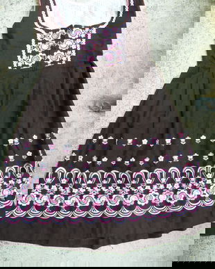 Rez.Cristina-Sarafan bavarez cu broderie