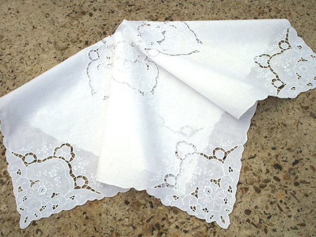 Broderie 33