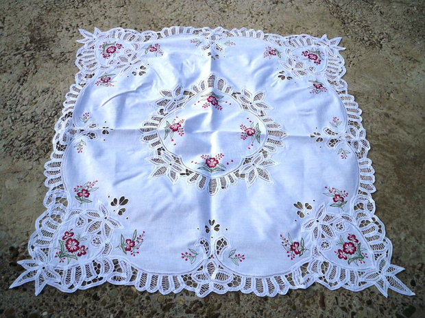 Broderie 42