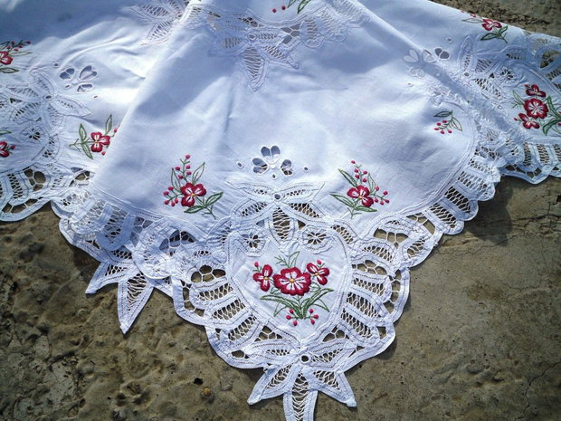 Broderie 42