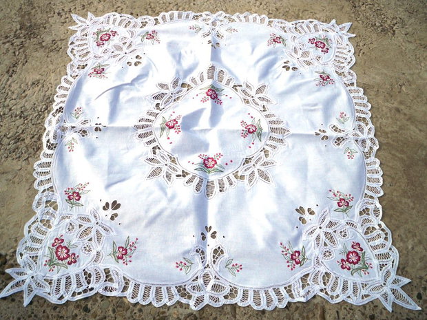 Broderie 42