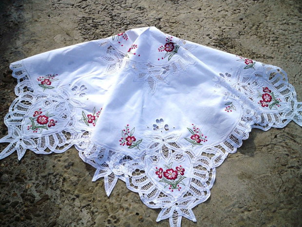 Broderie 42