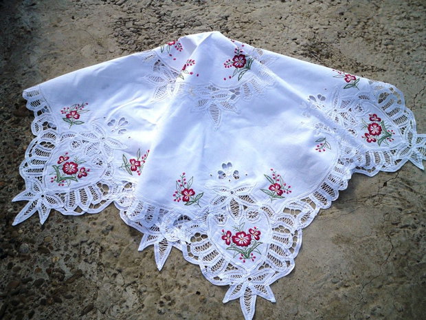 Broderie 42