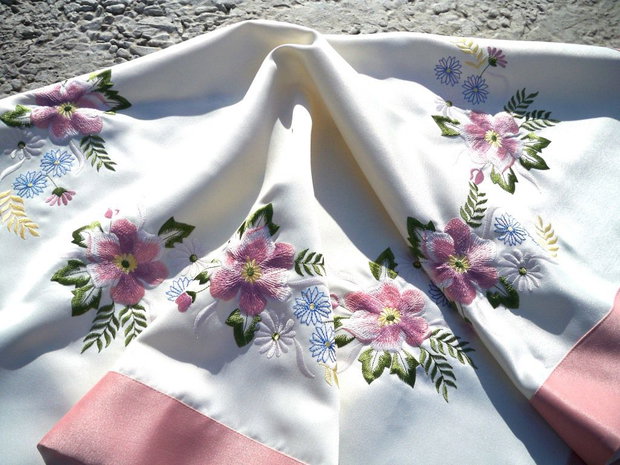 Broderie 43