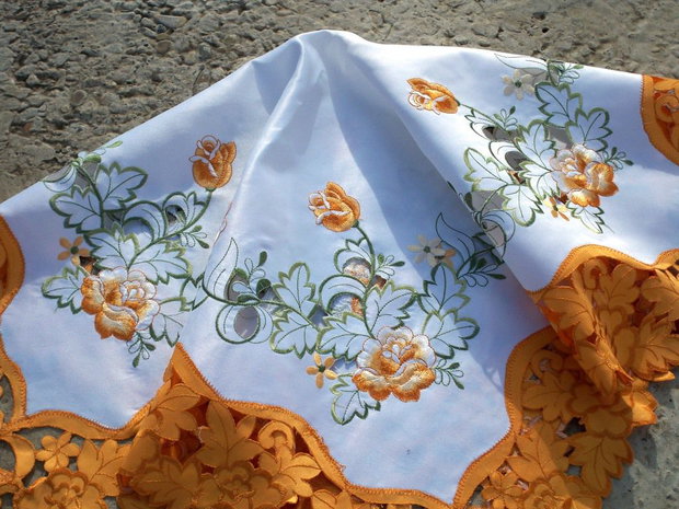 Broderie 43