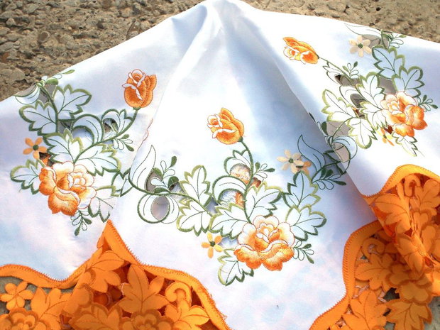 Broderie 43