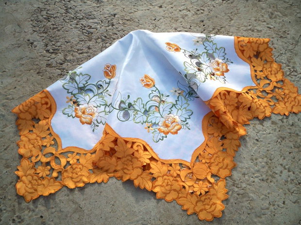 Broderie 43