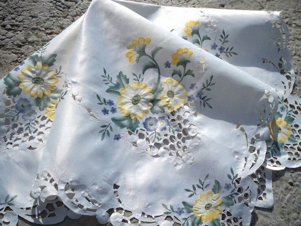 Broderie 47
