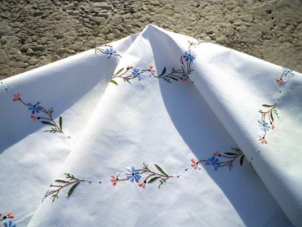 Broderie 49