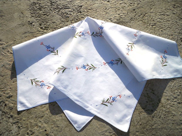 Broderie 49