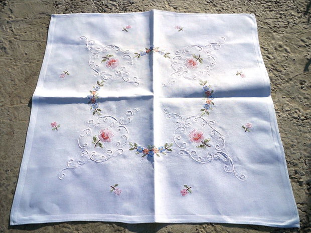 Broderie 52