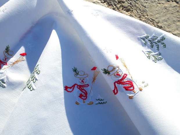 Broderie 53