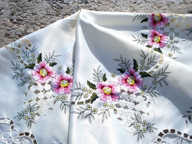 Broderie 55