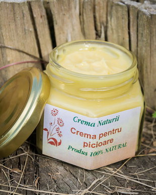 Crema pentru picioare antimicrobiana cu cimbru si rostopasca 100ml