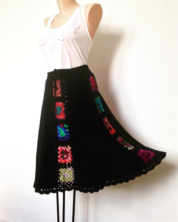 Fusta etno stilizata tricotata crosetata boho bohemian negru colorat