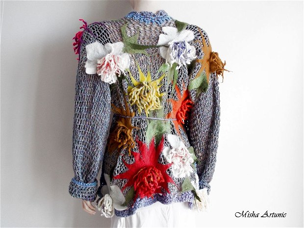 Jacheta, pulover, cardigan crosetat cu flori impaslite