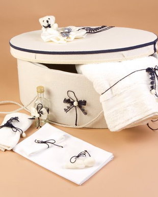 Trusou botez complet si cutie bleumarine, Cutie trusou botez baiat, Set complet biserica cutie si trusou botez