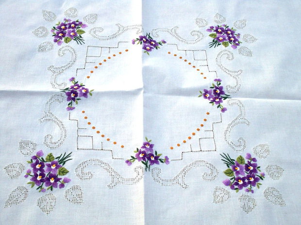 Broderie 60